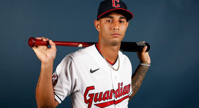 Venezolano Brayan Rocchio debutó en las Grandes Ligas con Cleveland