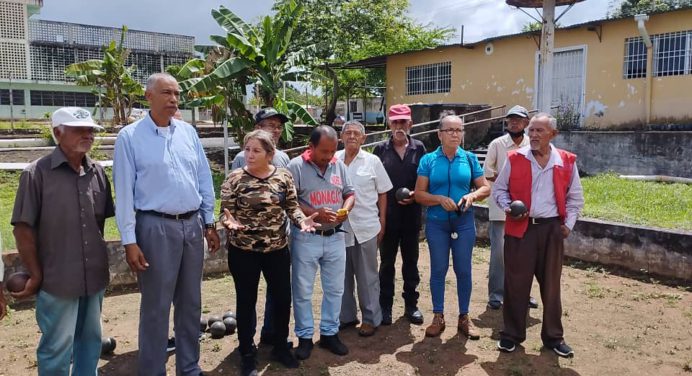 Abuelos celebraron su día en Punta de Mata