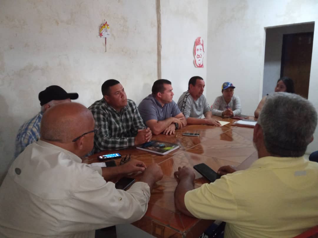 alcalde de ezequiel zamora reestructura directiva del mercado municipal laverdaddemonagas.com florencio hurtado1
