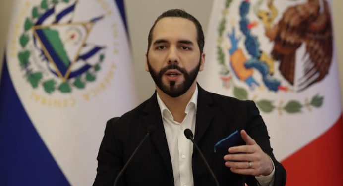 Nayib Bukele inscribió precandidatura para reelección presidencial en El Salvador