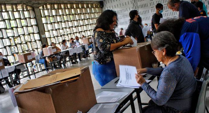 Comisión Electoral de la UCV da inicio al proceso de impugnaciones