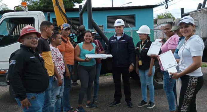 Corpoelec instala más de 100 luminarias en La Murallita