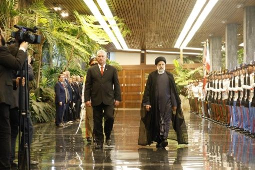 Los presidentes de Cuba e Irán suscriben acuerdos bilaterales
