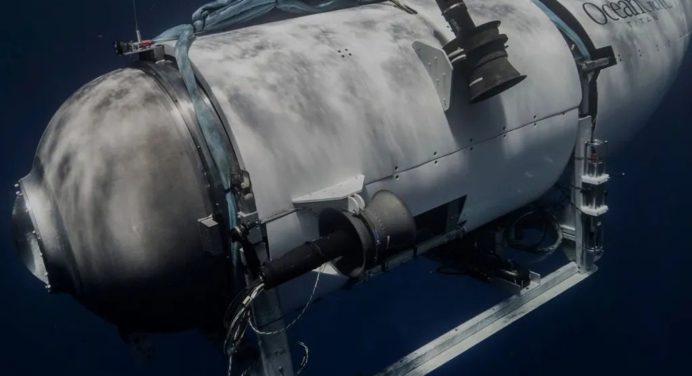 Sólo quedan 24 horas de oxígeno en submarino extraviado