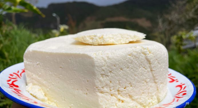 El queso en exceso y sus 6 efectos negativos