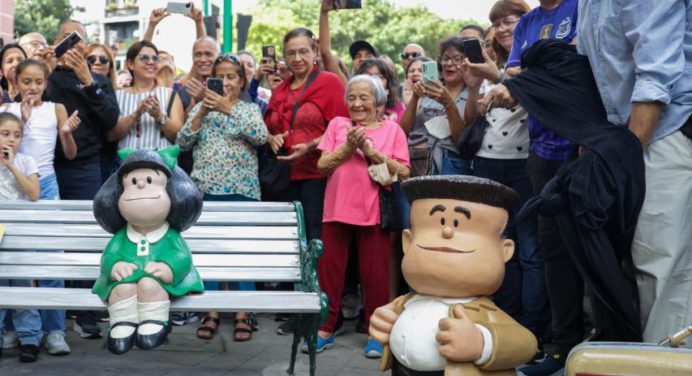 Entre aplausos fue recibida Mafalda en Caracas