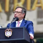 El presidente de Colombia anunció la salida del embajador en Venezuela