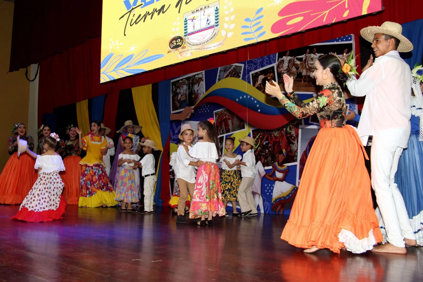 La Unefi Luisa Cáceres de Arismendi celebró su 32 aniversario con una gala cultural