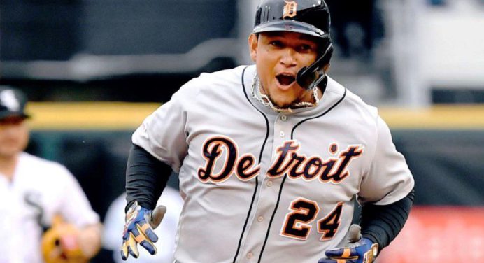 Miguel Cabrera sigue indetenible y dejó atrás marca de Alex Rodríguez (+Video)