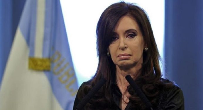 Levantan caso por lavado de dinero contra Cristina Fernández