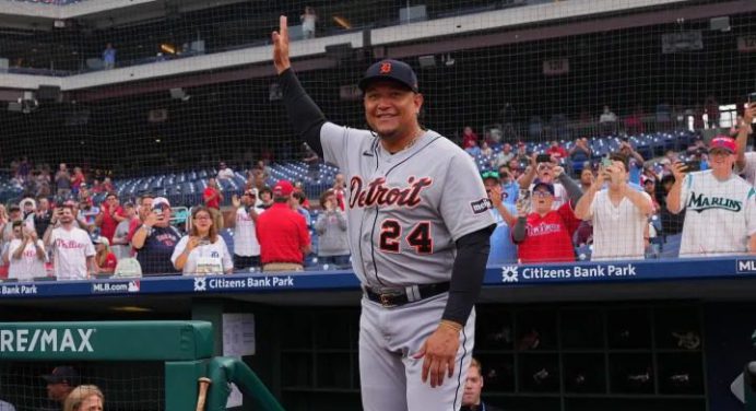 ¡Leyenda! Miguel Cabrera llegó a 3.115 hits e igualó a Alex Rodríguez (+Video)