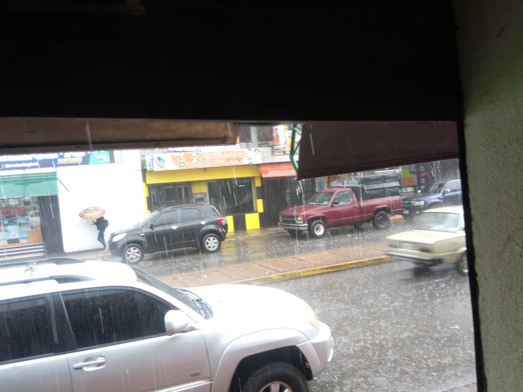 llegaron con fuerza las lluvias y la preocupacion para los maturineses laverdaddemonagas.com lluvias4