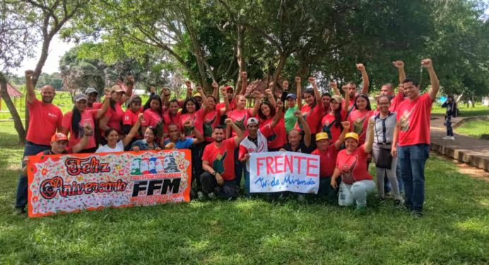 Luchadores sociales celebran en Zamora 20 años del frente Francisco Miranda
