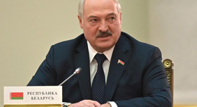 Lukashenko advirtió que al colapsar Rusia todos morirán