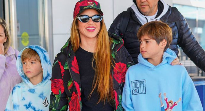 ¡Shakira regresa a España con sus hijos! Entérate del porqué (+video)