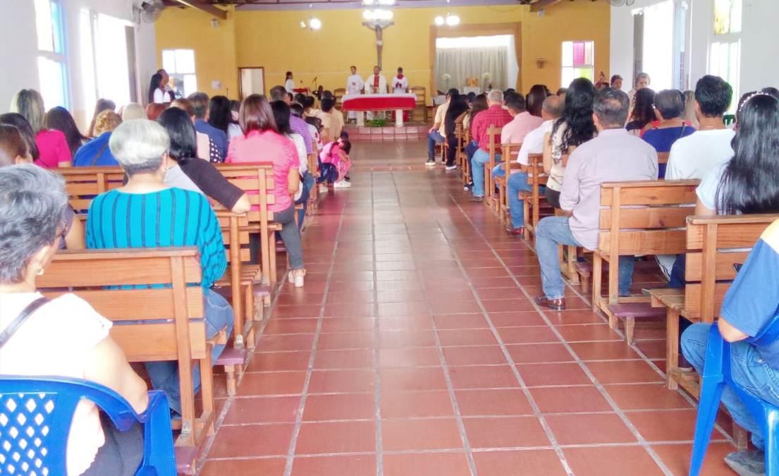 La misa se realizó en la iglesia Santo Domingo de Guzmán