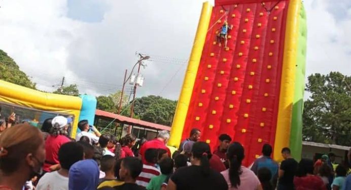 Alcaldía de Maturín realiza Feria del Niño en la Rómulo Gallegos