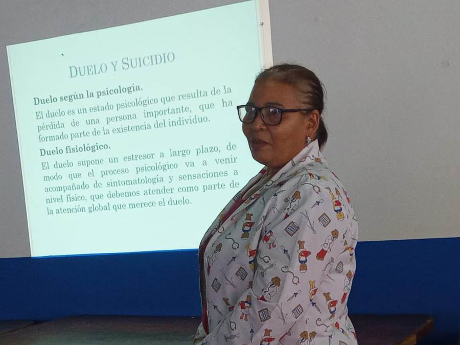 La charla se efectuó en la iglesia santo Domingo de Guzmán