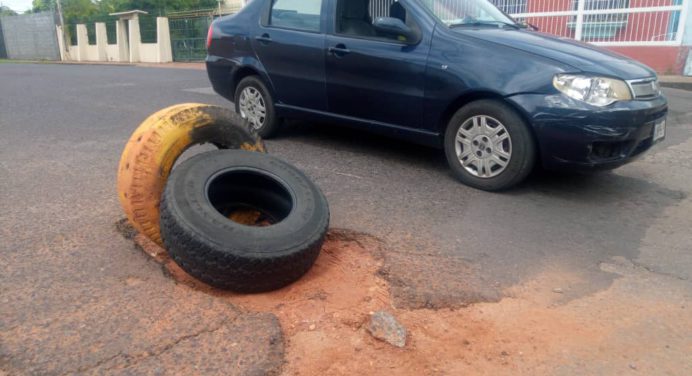 En Brisas del Aeropuerto esperan el arreglo de sus calles