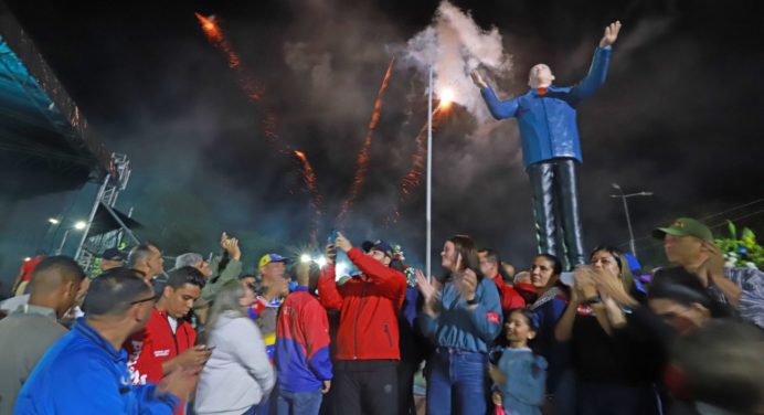 En Maturín sonaron los cohetazos en honor al Comandante Chávez