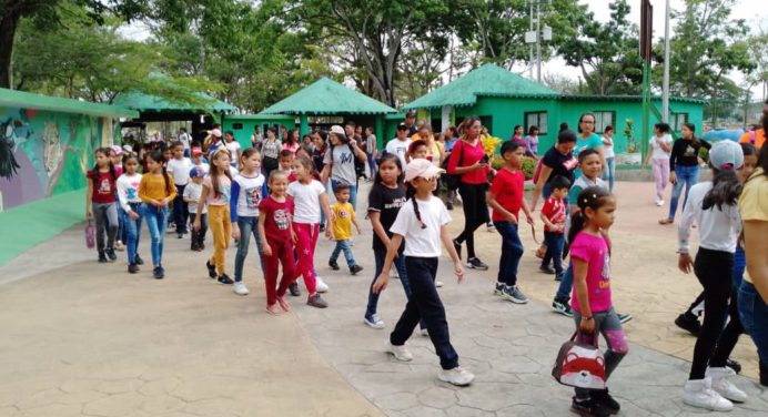 Escuela Milá de la Roca realiza actividad pedagógica “Cuido el Ambiente”