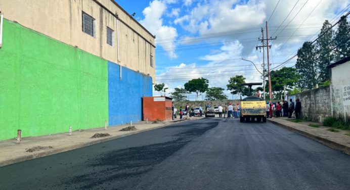 Gobernación terminó primera etapa del asfaltado en Sabana Grande