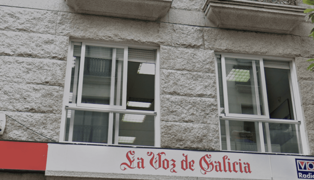 ¡Insólito! Un periodista es acuchillado en plena sala de redacción en Galicia