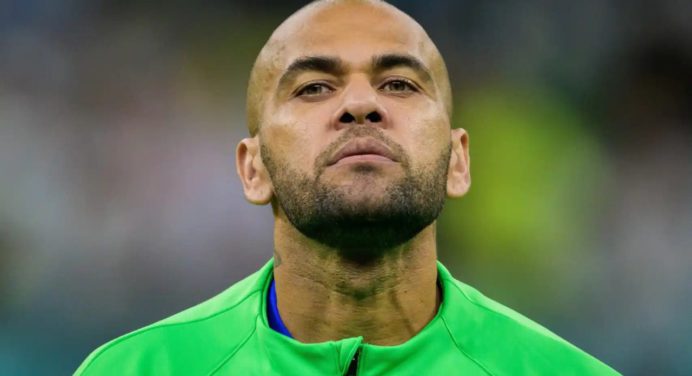Caso Dani Alves: Le imponen una fianza y el jugador irá a juicio