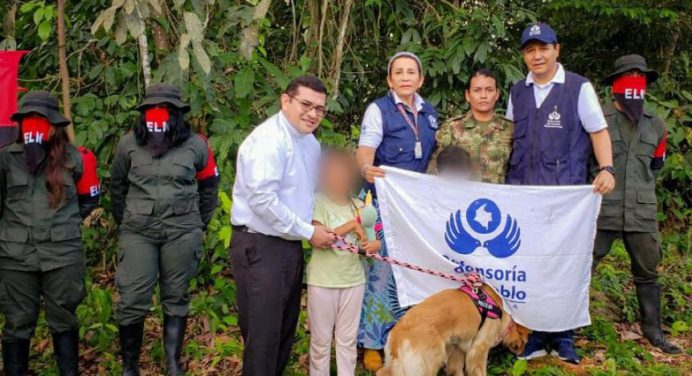 ¡Liberados! ELN deja ir a Sargento colombiana y a sus hijos tras secuestrarlos