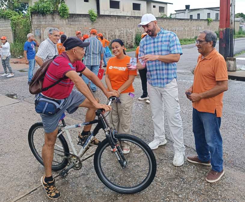 El equipo de voluntad popular recorre sectores