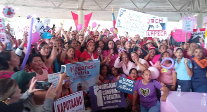 Más de 600 mujeres en Zamora respaldan políticas revolucionarias