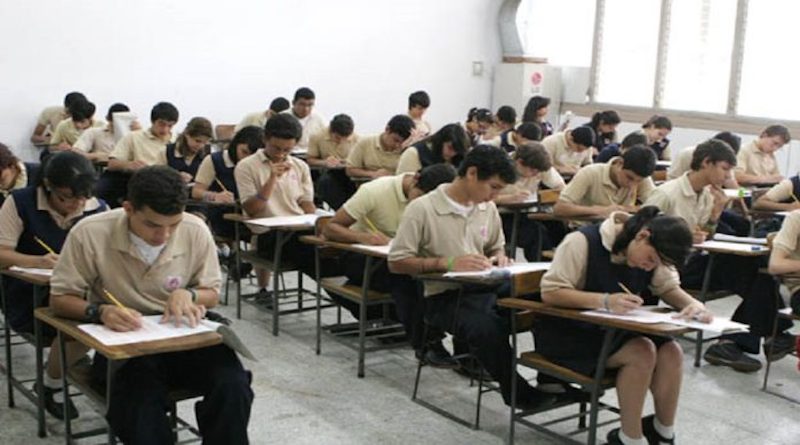 mas de 80 de nuevos bachilleres se registraron en el sistema nacional de ingreso laverdaddemonagas.com estudiantes de bachillerato