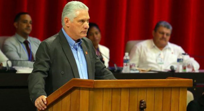 Presidente de Cuba insta a su pueblo a redoblar esfuerzos para combatir situación económica