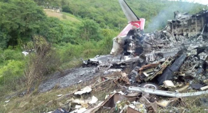Presidente Maduro ordena investigar accidente de avión Sukhoi