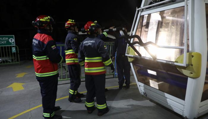 rescatan a 75 personas atrapadas en el teleferico de quito laverdaddemonagas.com 64a801874d76d