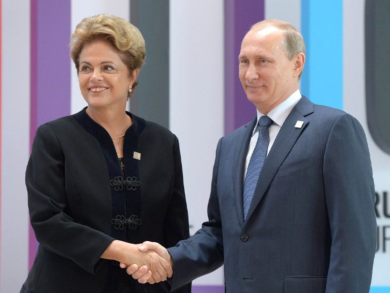 Putin se reúne con presidenta del Banco de los BRICS
