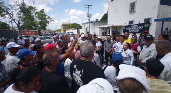 AD juramentó comandos de Activación Política a favor de Carlos Prosperi