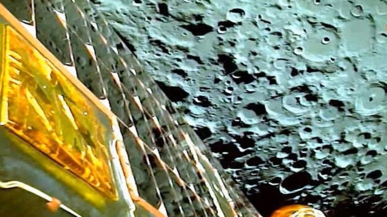 Revelan sorprendentes imágenes de la misión india que llegó a la Luna