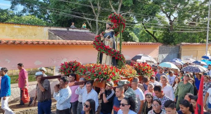 Caicareños honraron a su patrono Santo Domingo de Guzmán