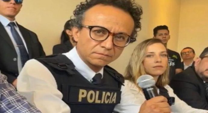 Christian Zurita reemplazará a Villavicencio en la candidatura a la presidencia de Ecuador