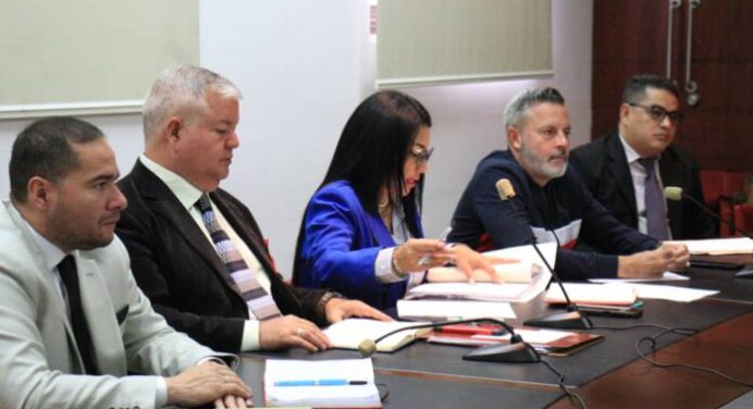 Comité de Postulaciones Electorales redujo de 153 a 132 el número de postulados a rectores del CNE