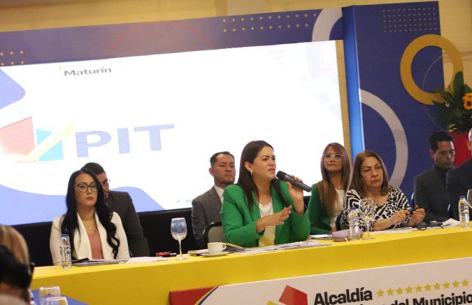 Con éxito se dio primer encuentro entre Alcaldesa y empresarios de Maturín 2 con exito se dio primer encuentro entre alcaldesa y empresarios de maturin laverdaddemonagas.com pit