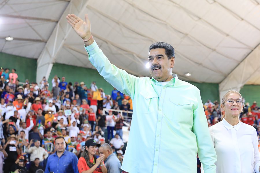 Presidente Maduro inicia fondo para los productores con Bs.165 millones
