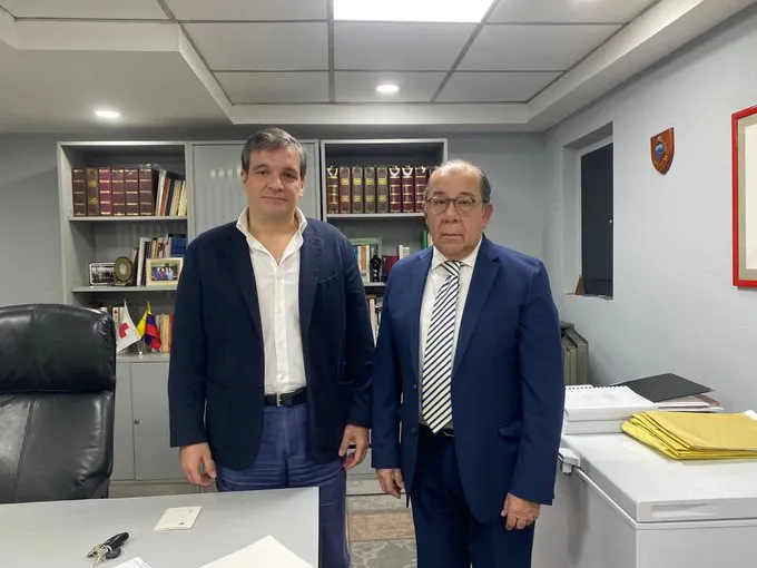 El presidente de la Junta Restructuradora, Ricardo Cusanno, fue recibido por el secretario general de la Cruz Roja, Mario Santimone
