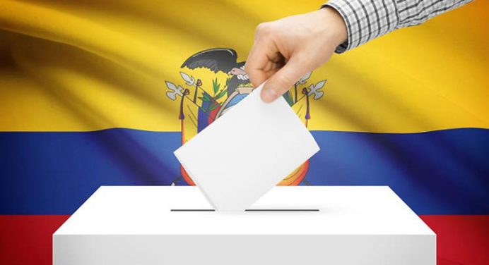 Elecciones en Ecuador inician en un clima de miedo tras el asesinato de Villavicencio