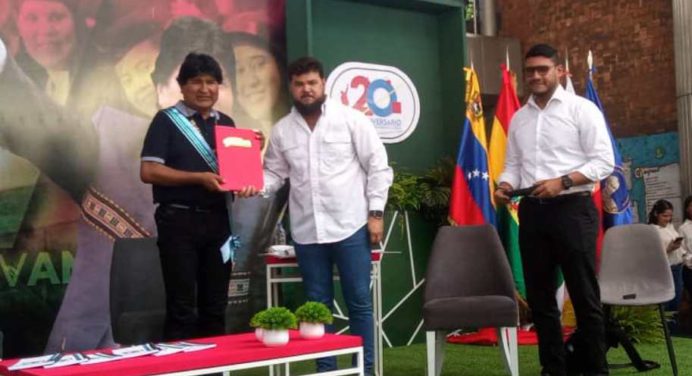 Expresidente Evo Morales visitó sede de UBV en el marco de su 20 aniversario