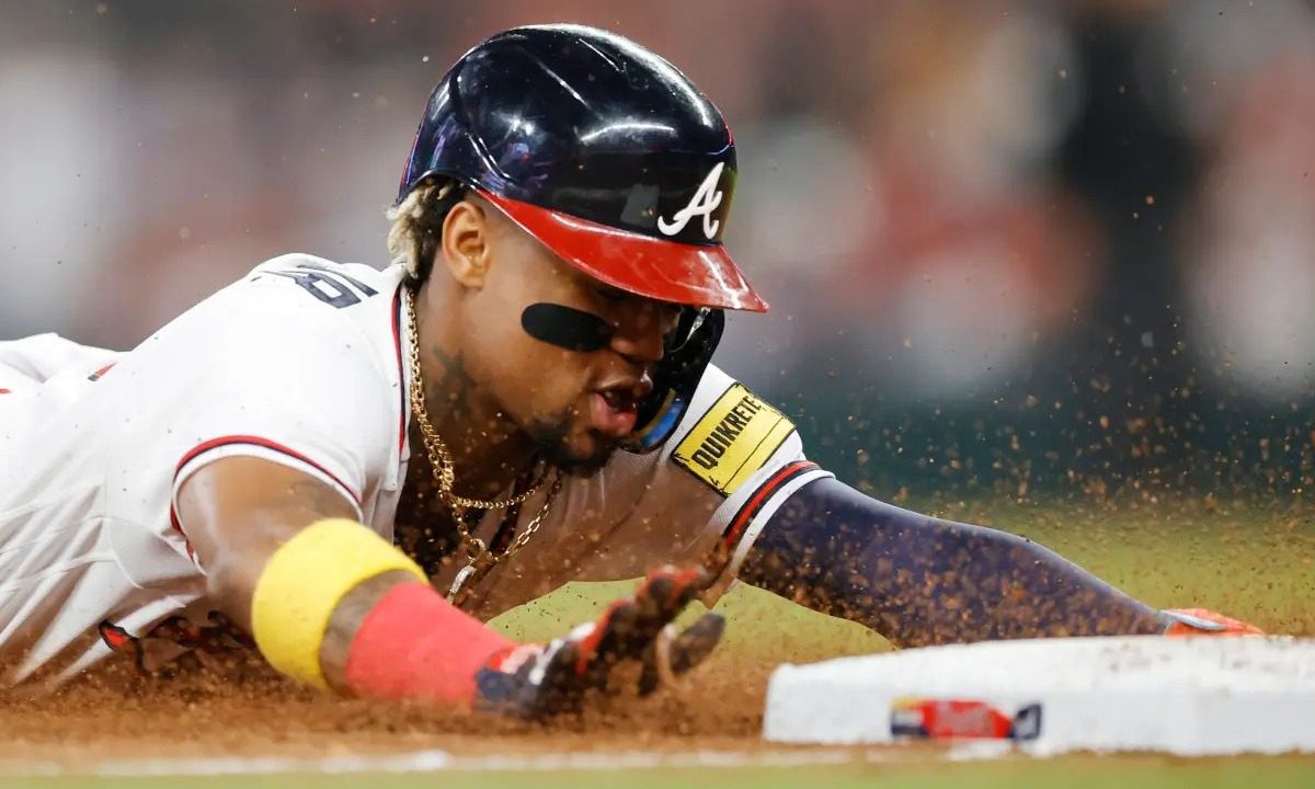 Ronald Acuña Jr. sumó otra base robada