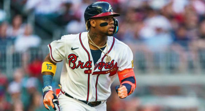 Ronald Acuña Jr. está a un paso de esta marca de Luis Aparicio y José Altuve