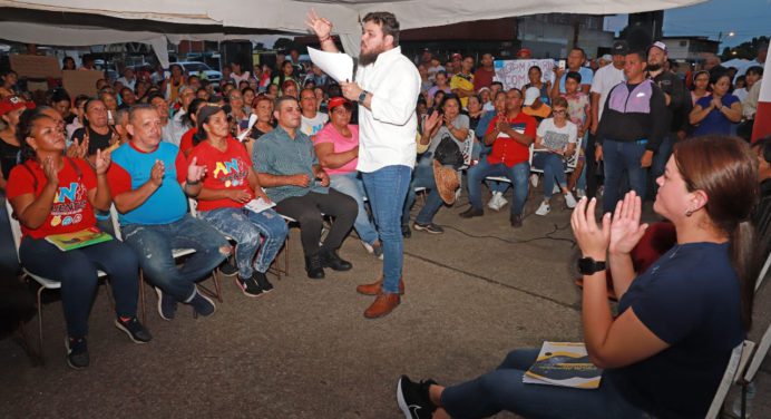 Luna y Fuentes colocarán más de 2.000 luminarias en 23 sectores de Paramaconi