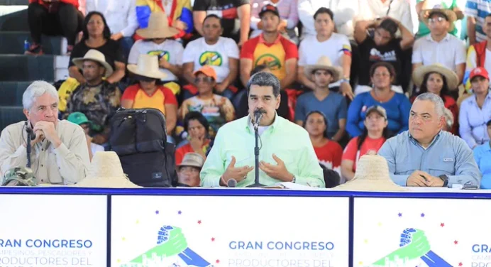 Maduro ordena mejorar la distribución de combustible al sector campesino y pesquero
